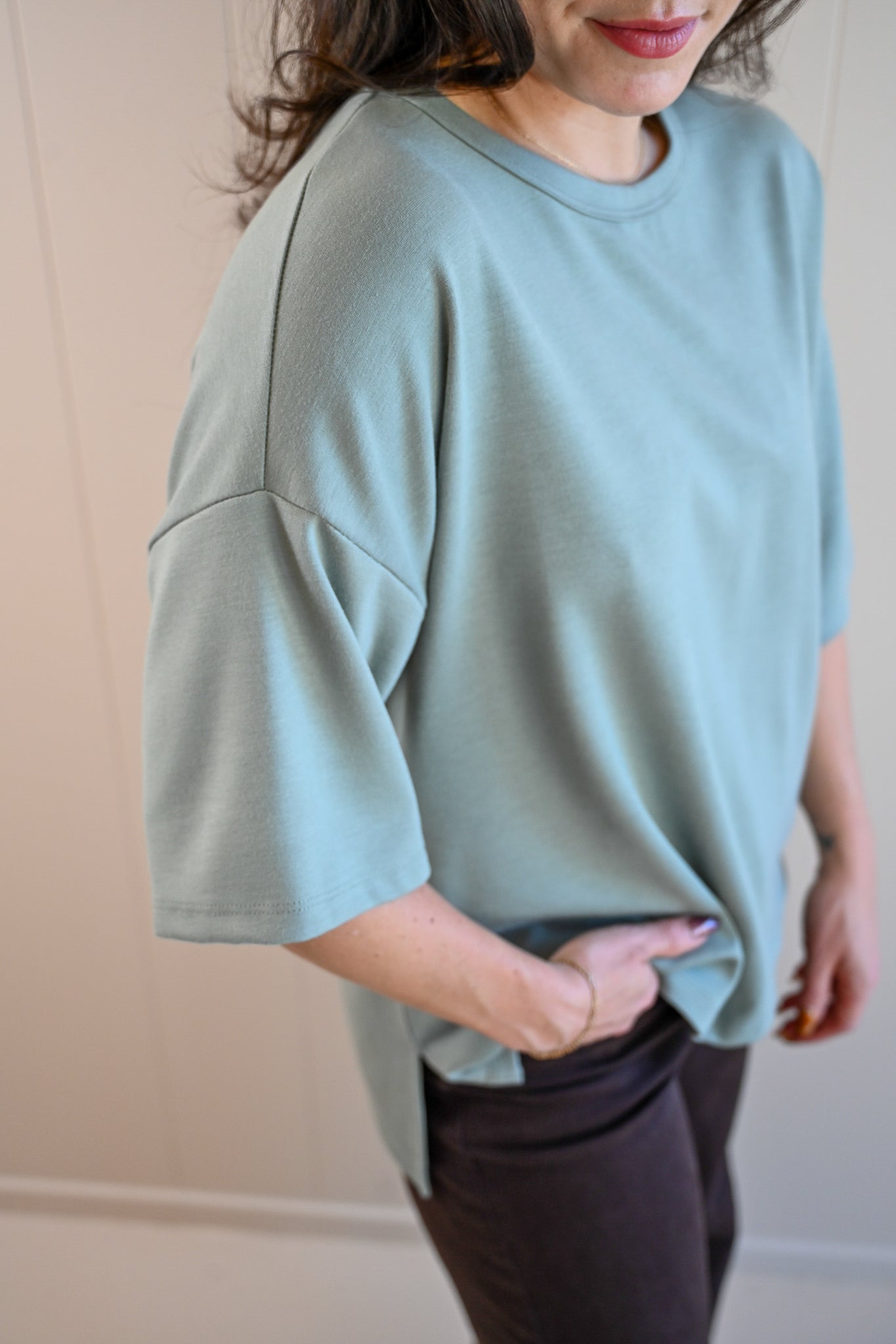 Shell Avenue Tee - Sage