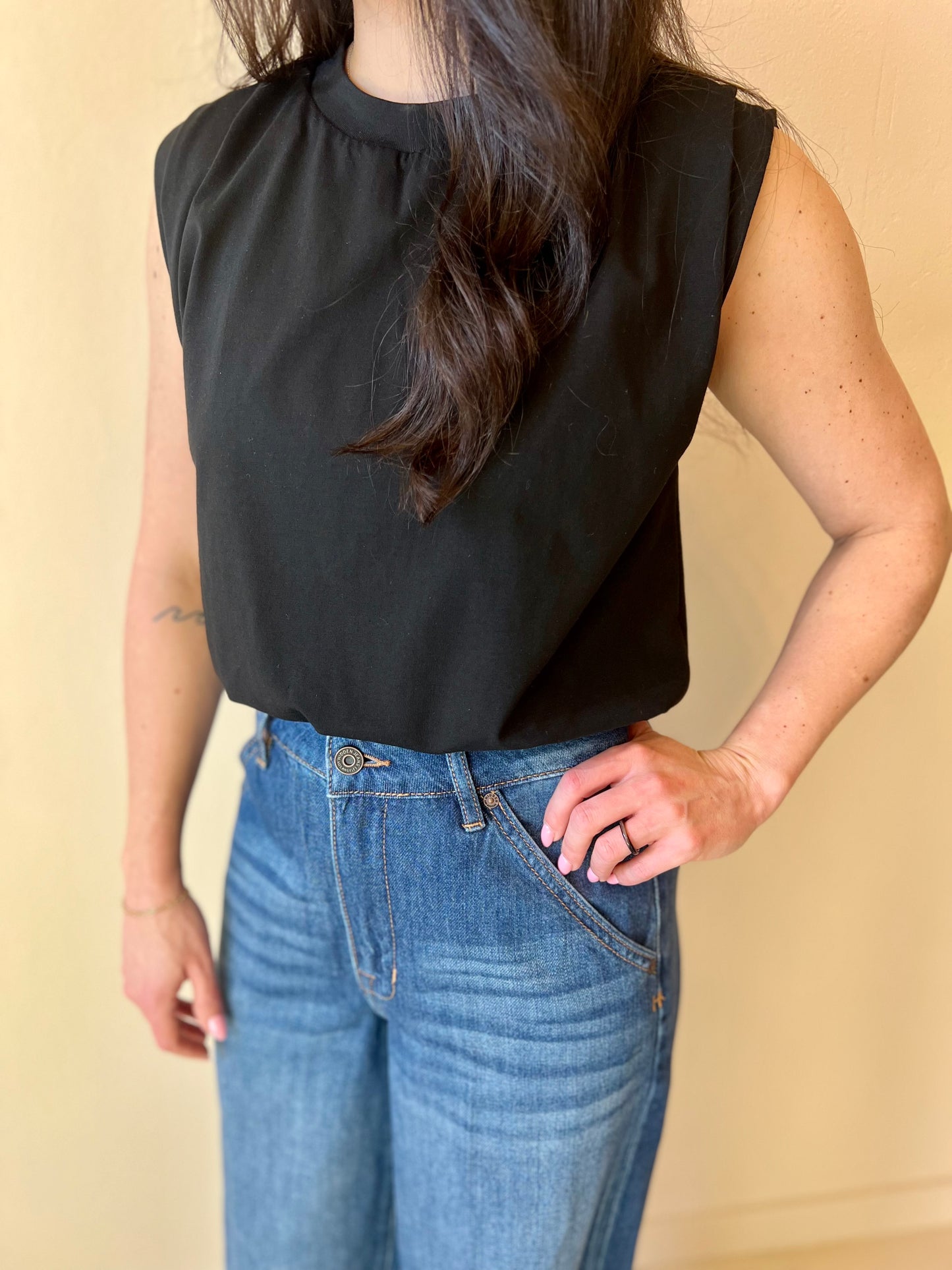 Eardley Bubble Top - Black
