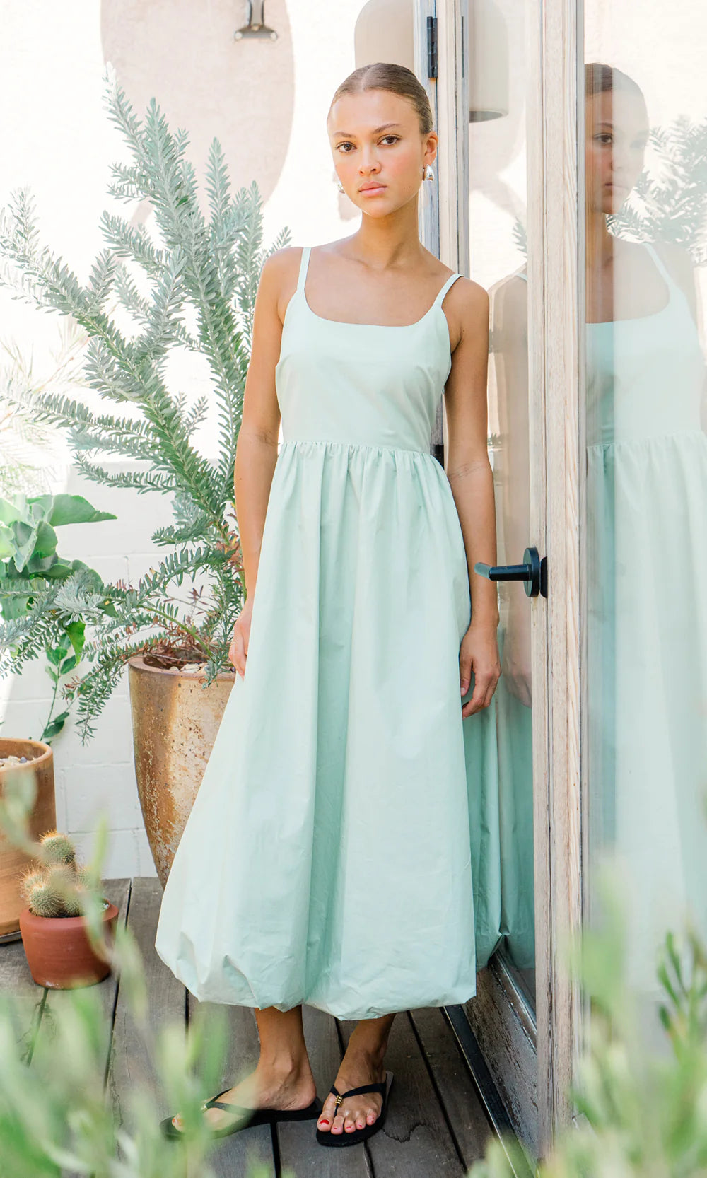Grand Balloon Midi Dress