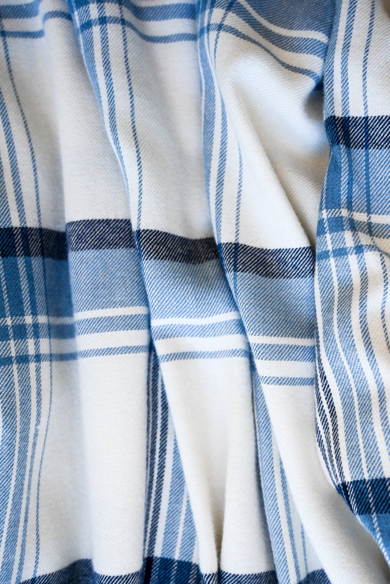 Lincoln Plaid Button-up Top - Cloud & Sea