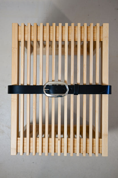 Black Italian Leather Silver Oval Buckle Belt