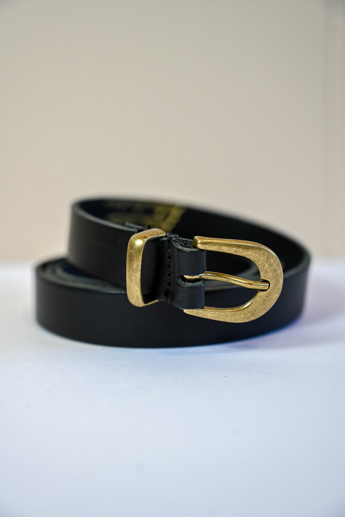 Black Italian Skinny Leather Belt