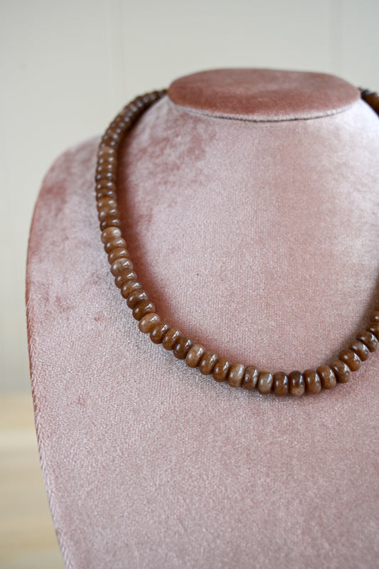 Candy Necklaces: Coconut Brown
