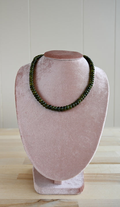 Candy Necklaces: Olive