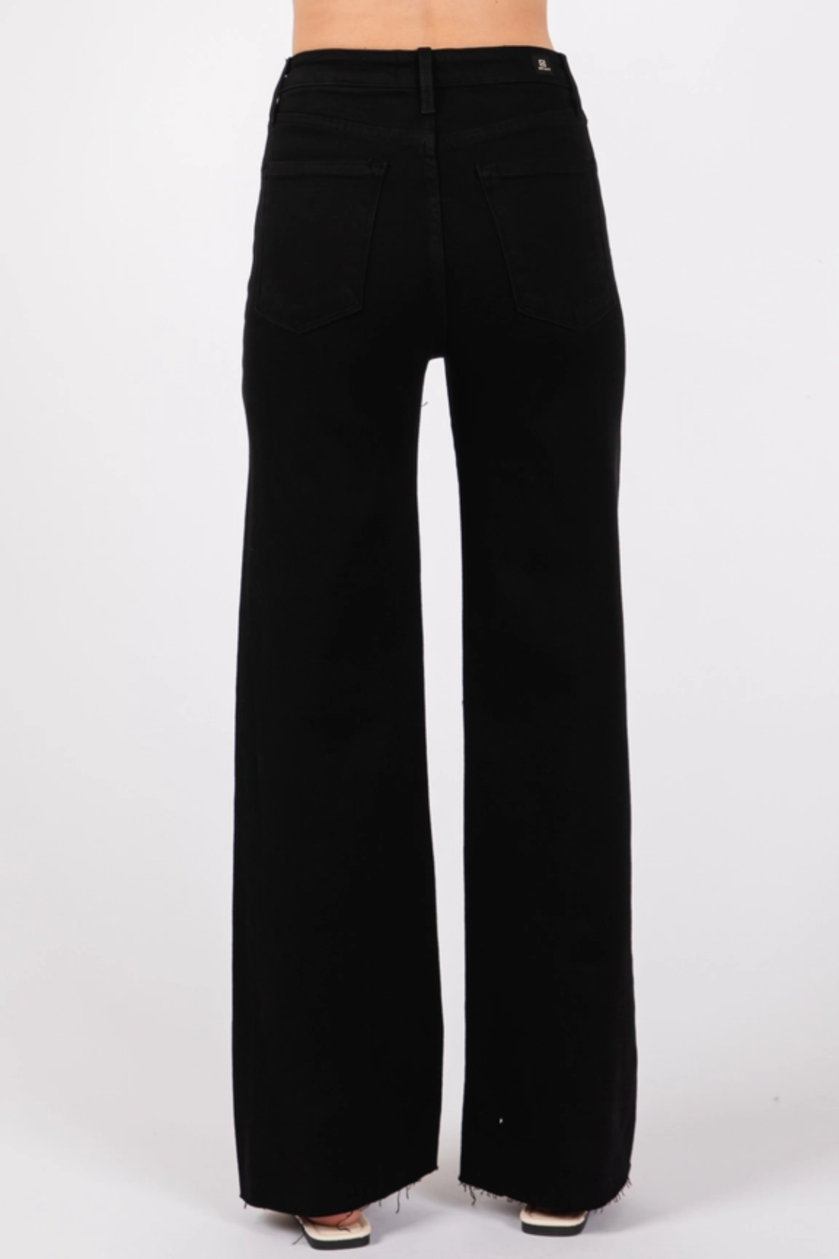 Clark Wide Leg Scissor Hem Jeans - Black