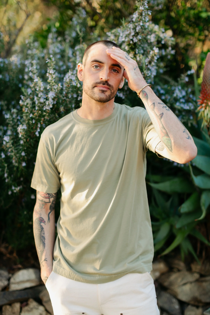Coast Crewneck Tee Pistachio by VNTNA