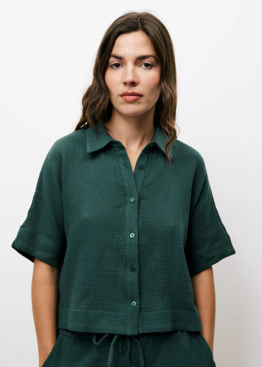Coral Street Button Up