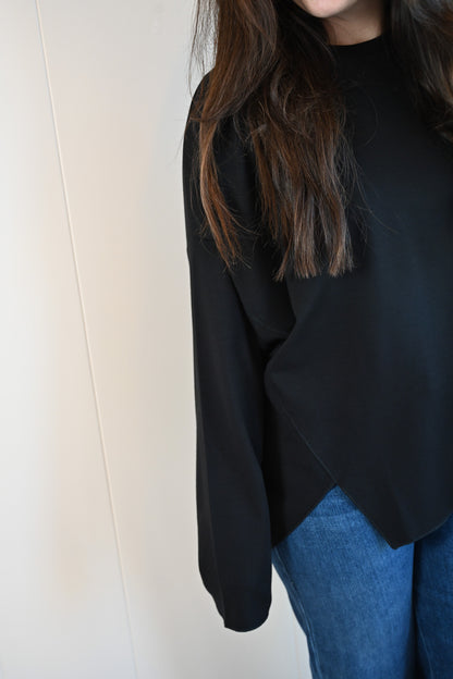 Shell Avenue Long Sleeve Top - Black