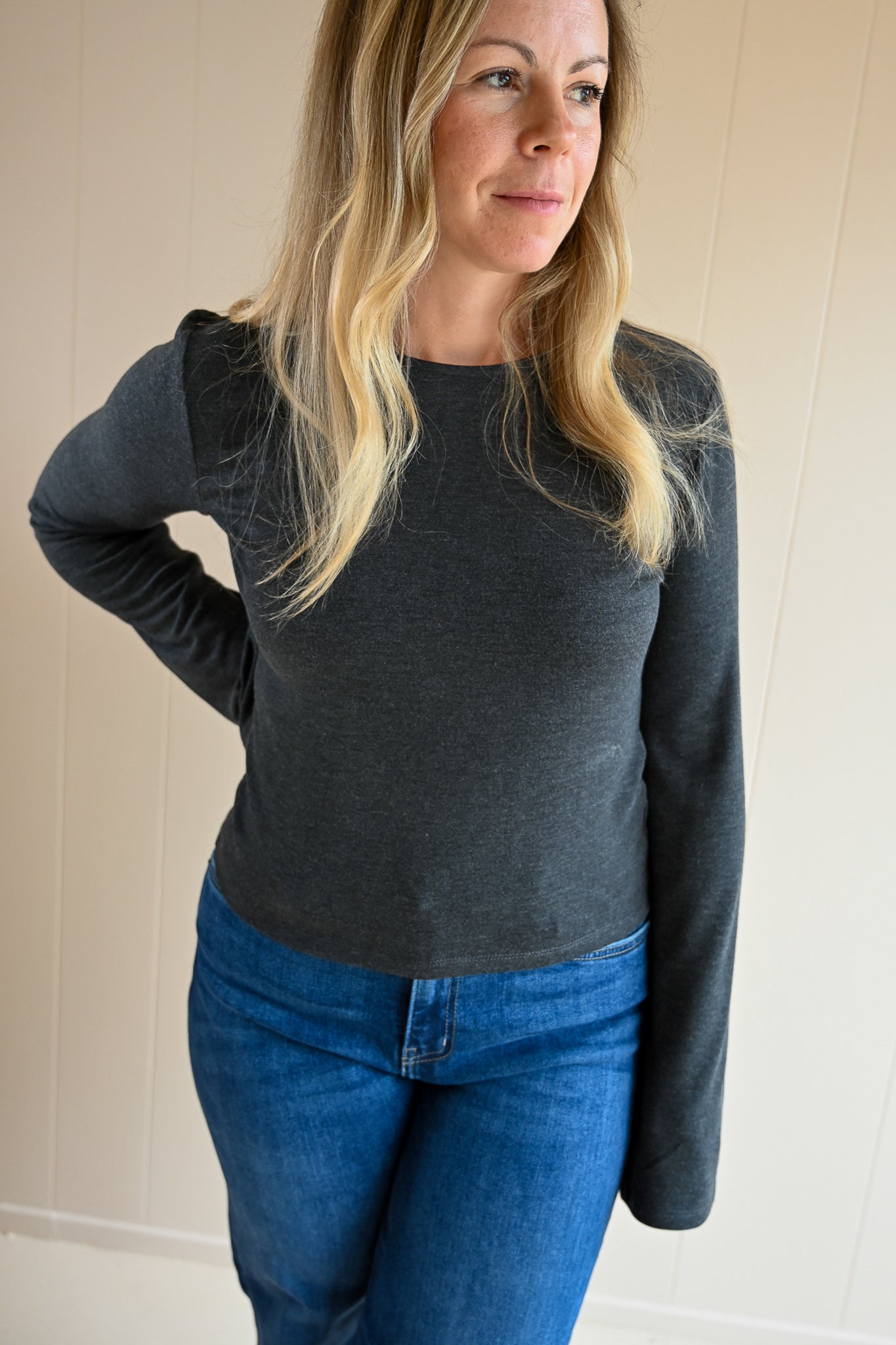 Mermaid Avenue Fitted Top - Storm