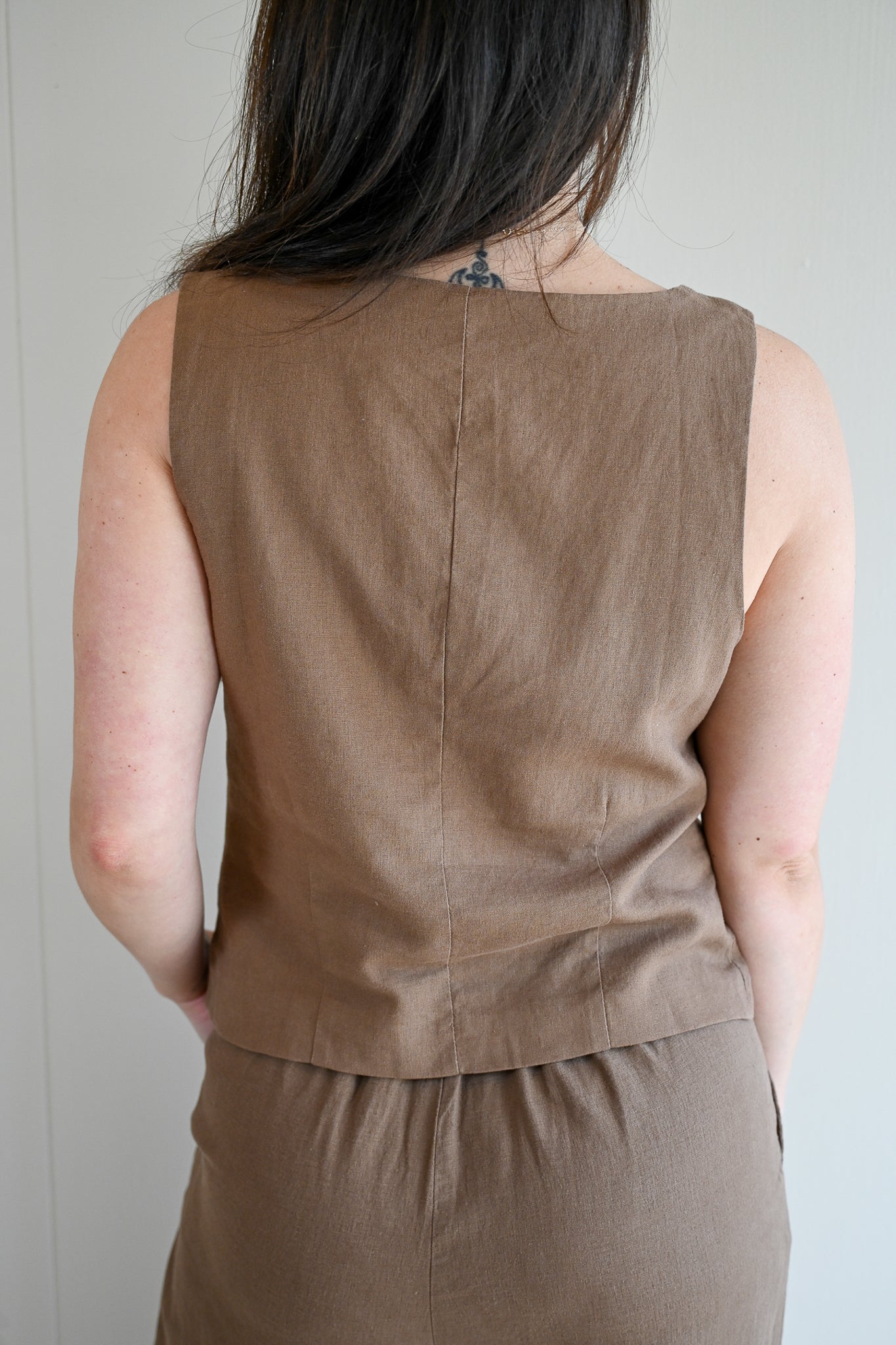 Dewey Avenue Linen Vest