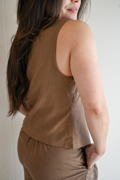 Dewey Avenue Linen Vest