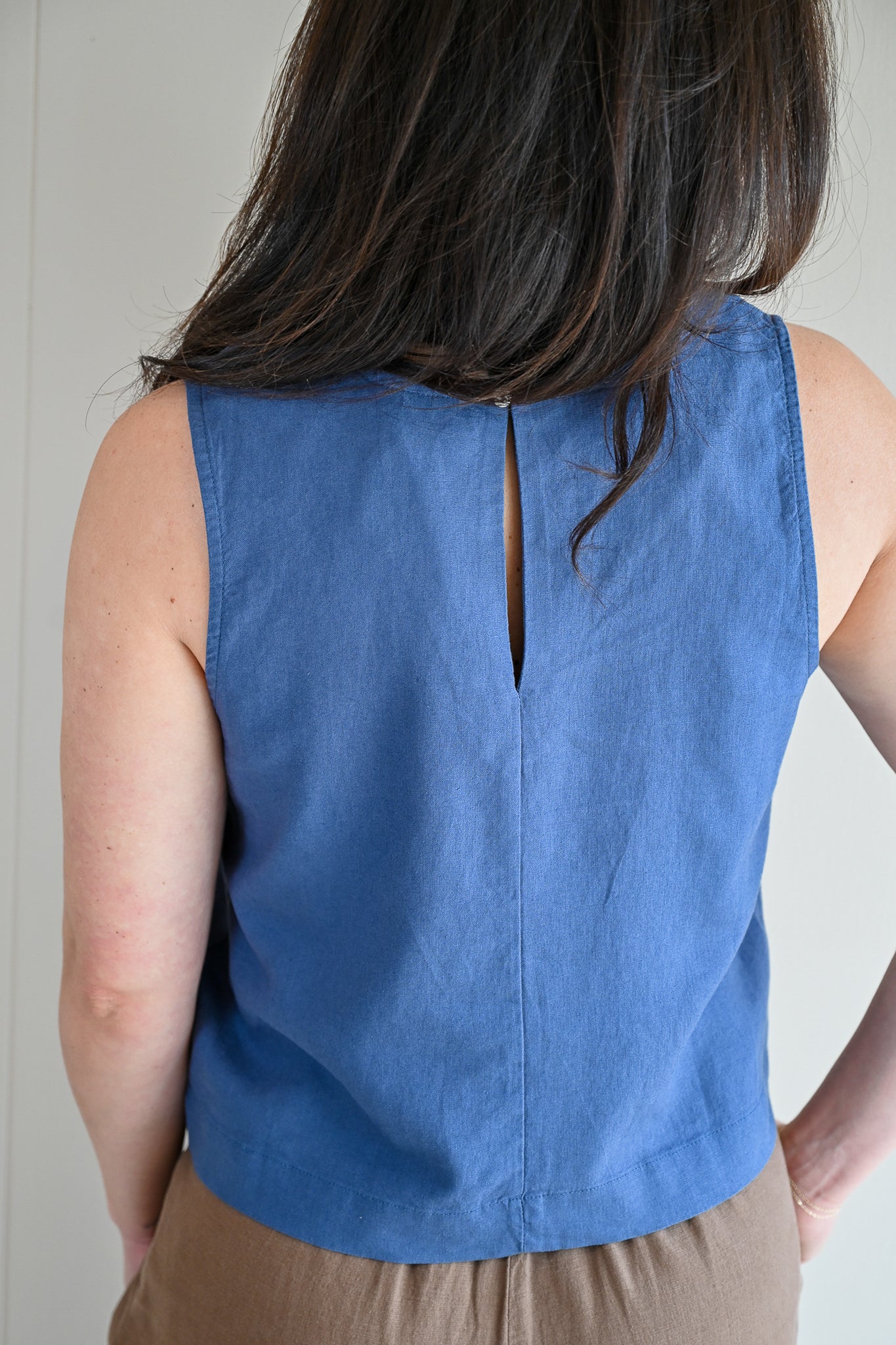 Platt Court Linen Tank - June Gloom
