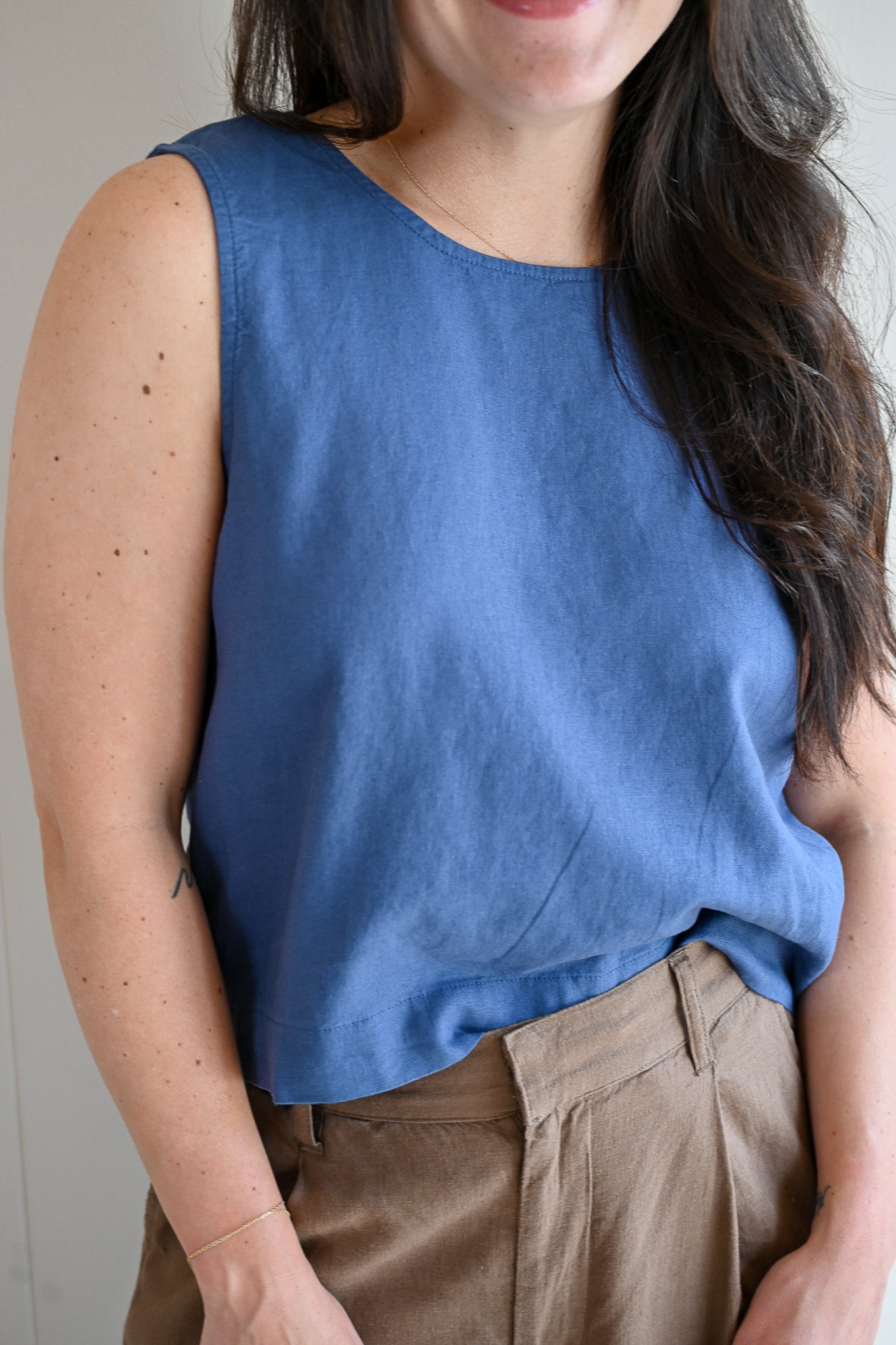 Platt Court Linen Tank - June Gloom