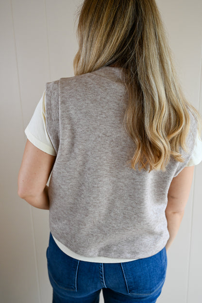 Kenet Place Sweater Vest