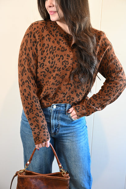 Marine Street Cozy Cardigan - Amber Leopard