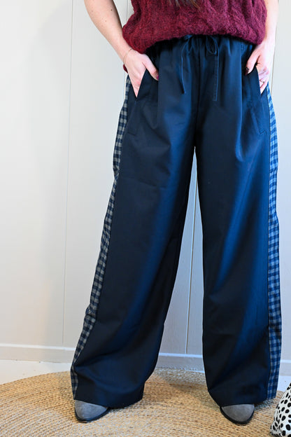Forest Avenue Navy Trouser