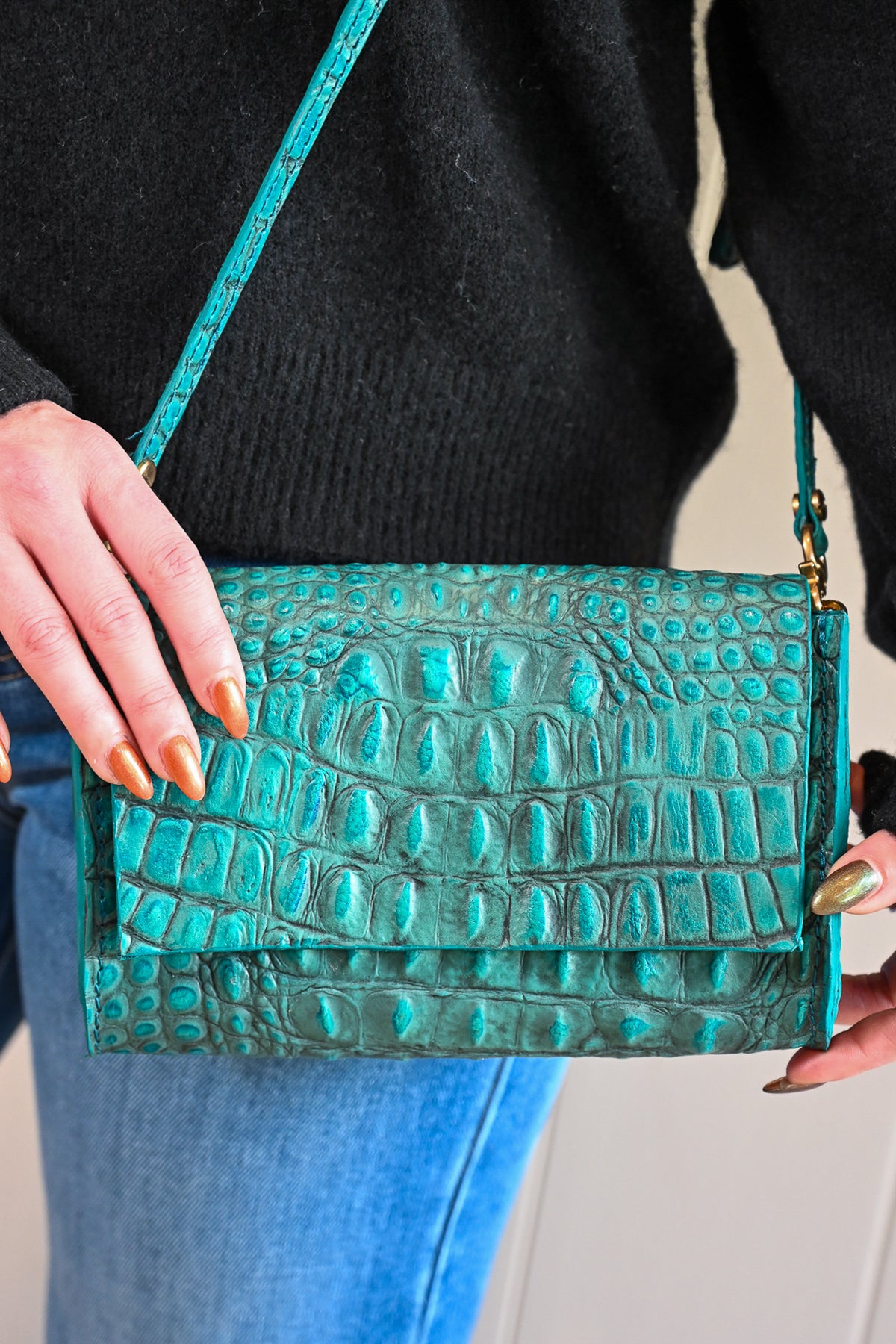 Charlie's Goods - Dylan - Turquoise Croc