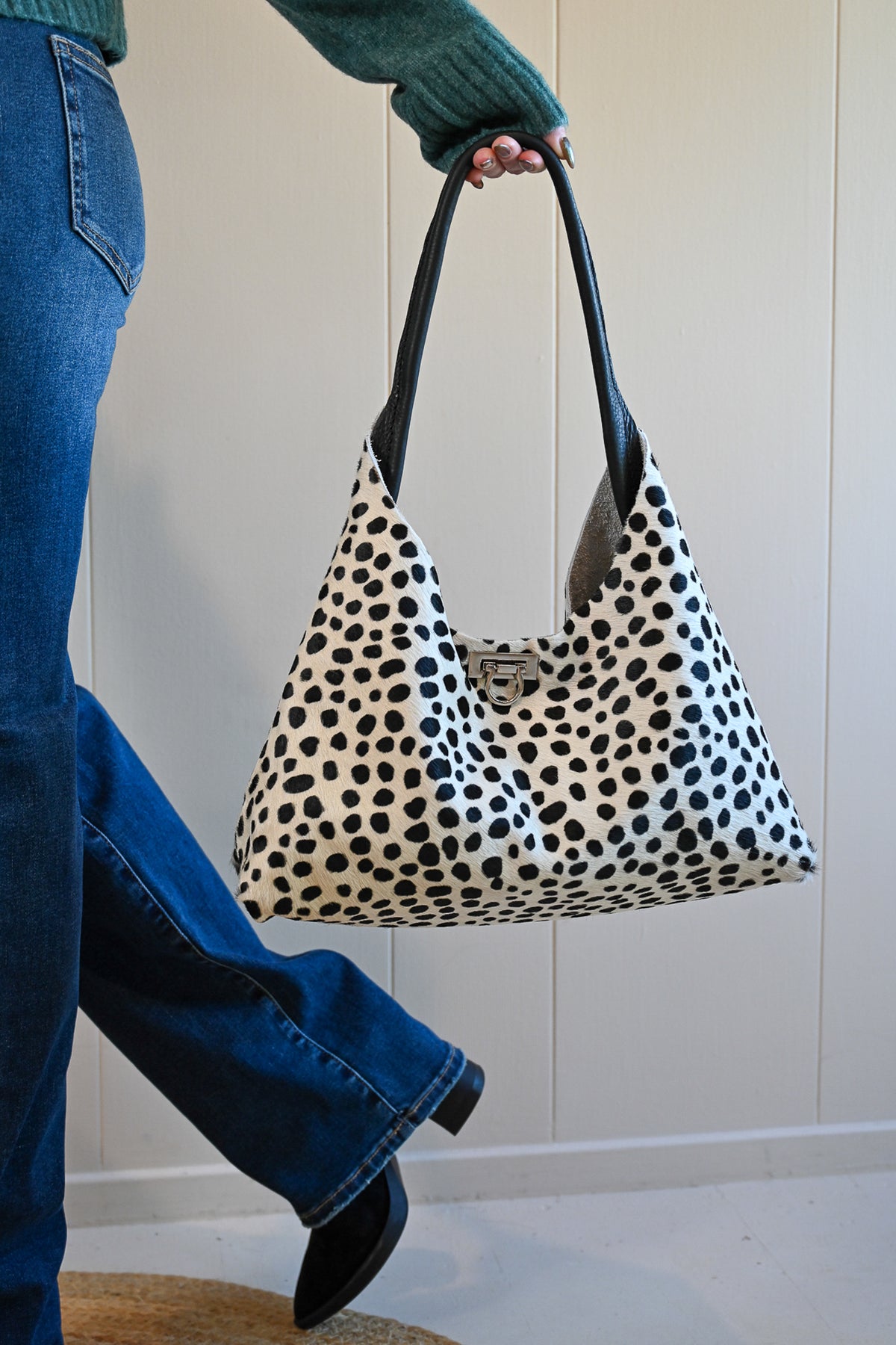 Charlie's Goods - Maddie White Leopard