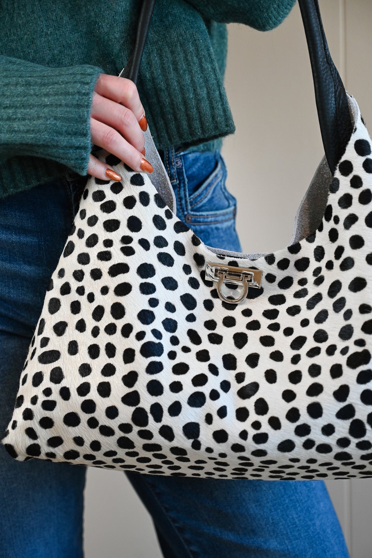 Charlie's Goods - Maddie White Leopard