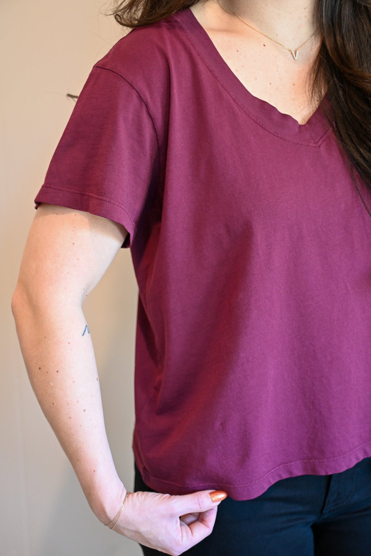 Wave Label V Neck Tee - Central Coast Pino
