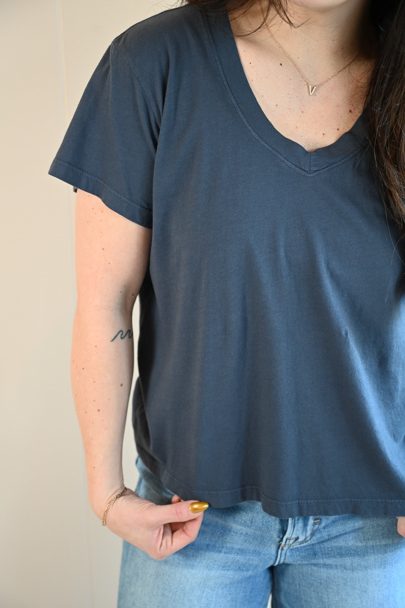 Wave Label V Neck - Ocean