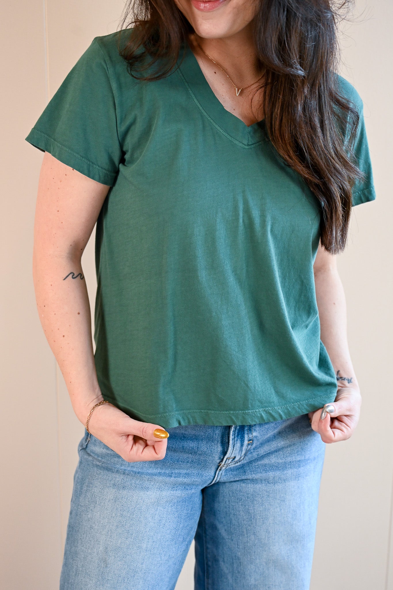 Wave Label V Neck - Cypress