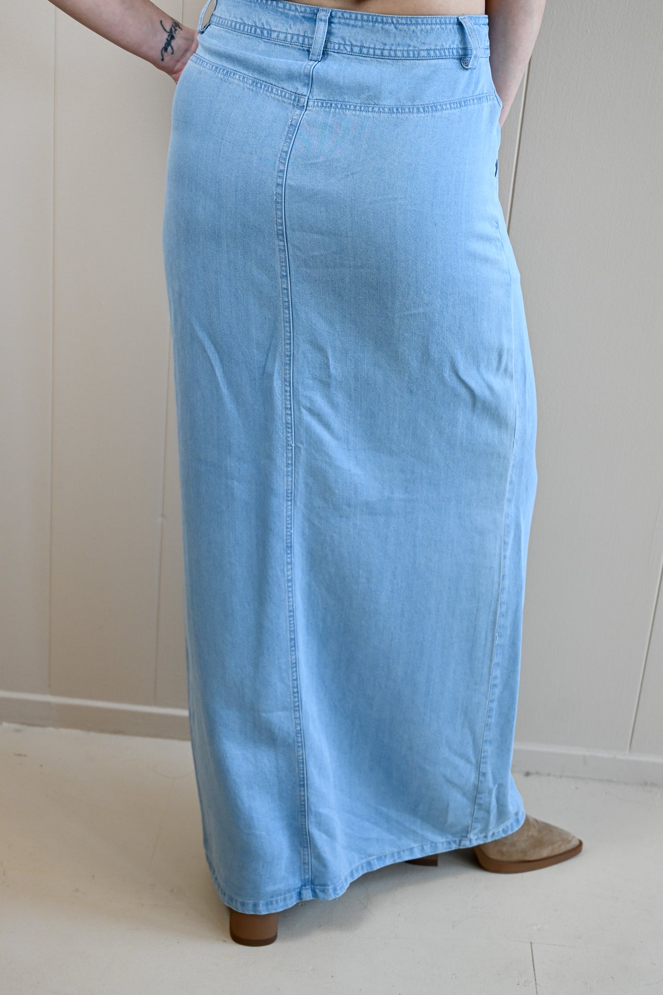 Ridge Denim Midi Skirt