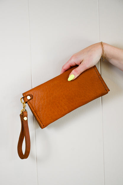 Charlie's Goods - Daphne Wristlet Wallet Pebble Tan