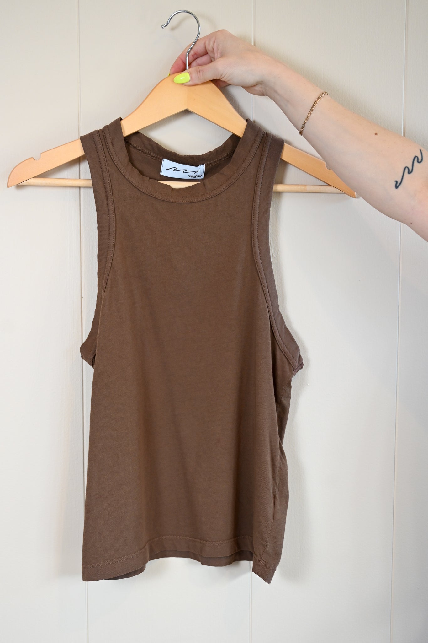 Wave Label - Everyday Tank - Mushroom