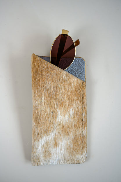 Charlie's Goods - Glasses Holder - Light Hair Hide