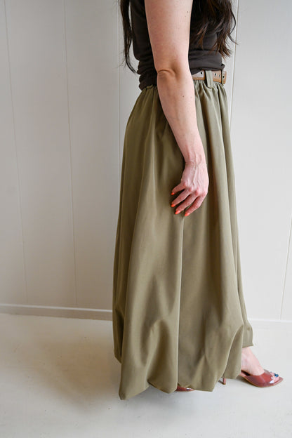 Bishop Avenue Balloon Hem Midi Skirt