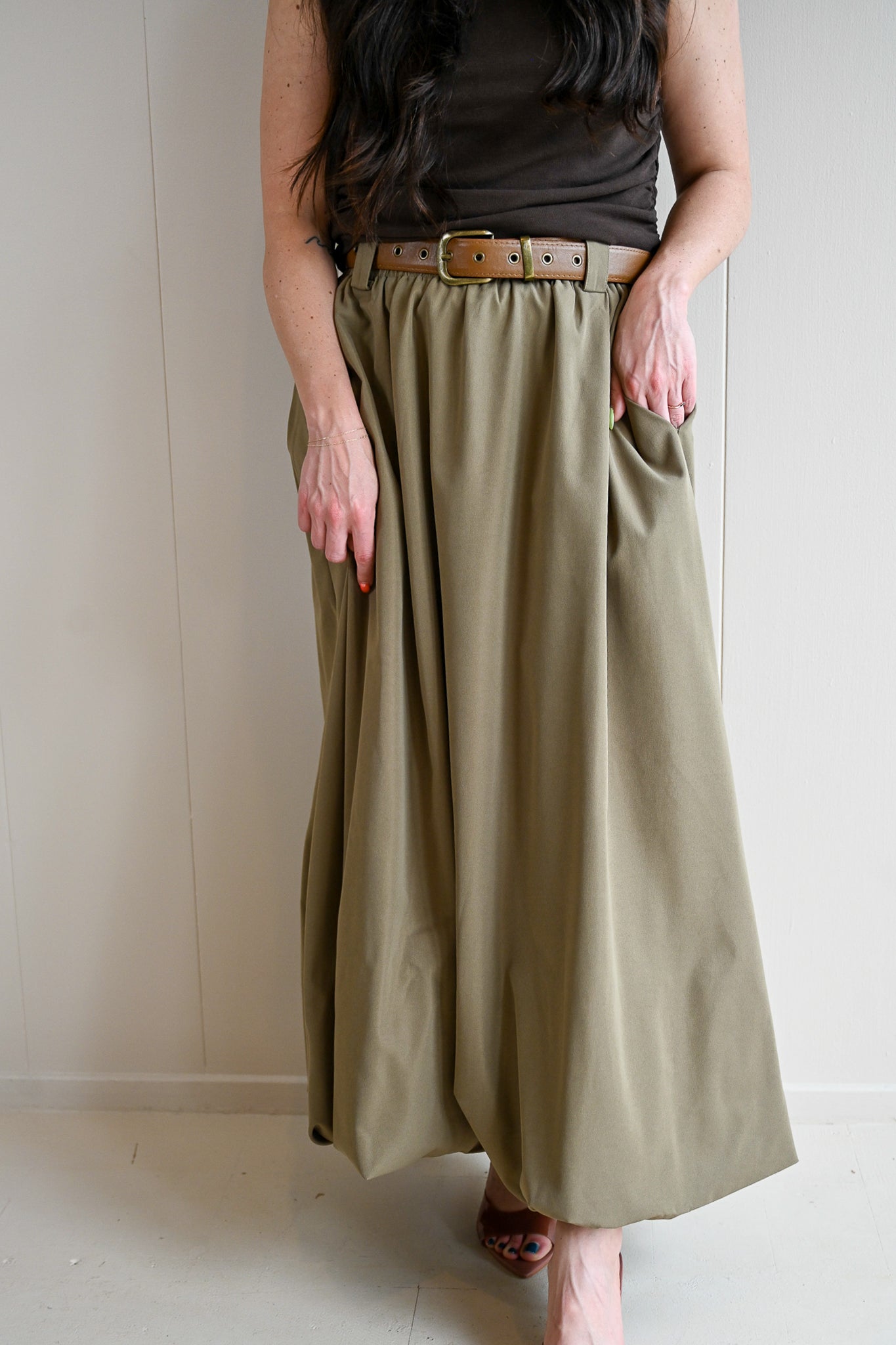 Bishop Avenue Balloon Hem Midi Skirt