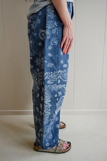 Chestnut Street Paisley Printed Barrel Pants
