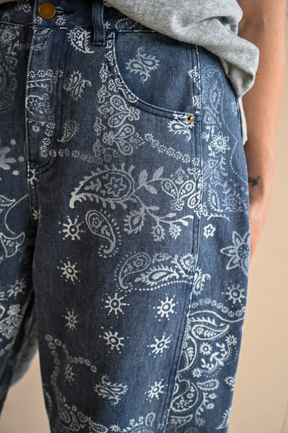 Chestnut Street Paisley Printed Barrel Pants