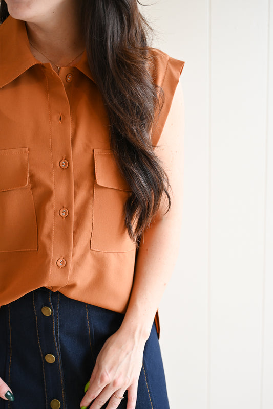 Eardley Avenue Front Pocket Button Up Top - Cooper Molera Adobe