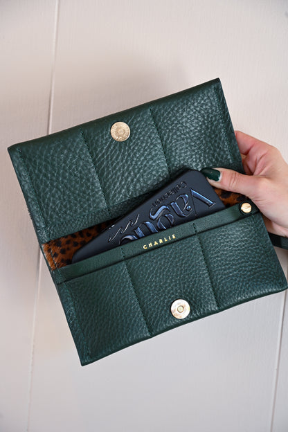 Charlie's Goods - Daphne Wristlet Wallet Forest Green