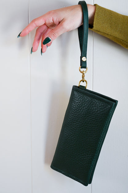 Charlie's Goods - Daphne Wristlet Wallet Forest Green