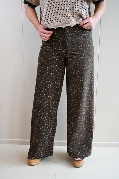 Arkwright Court Floral Corduroy Pants