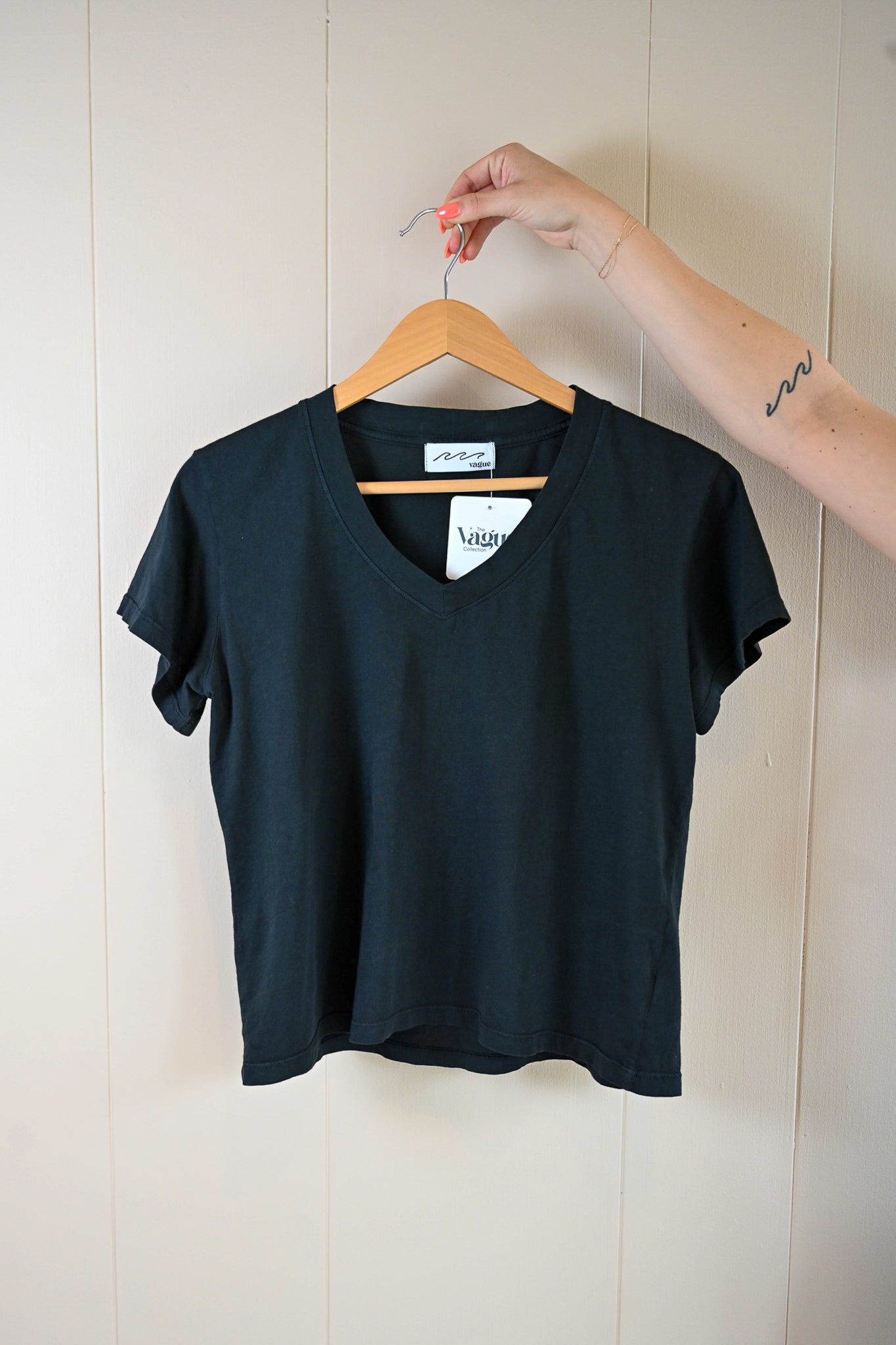 Wave Label V Neck - Storm