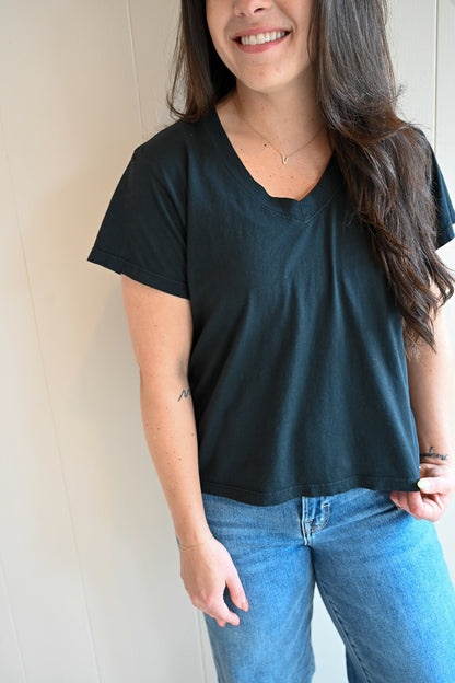 Wave Label V Neck - Storm