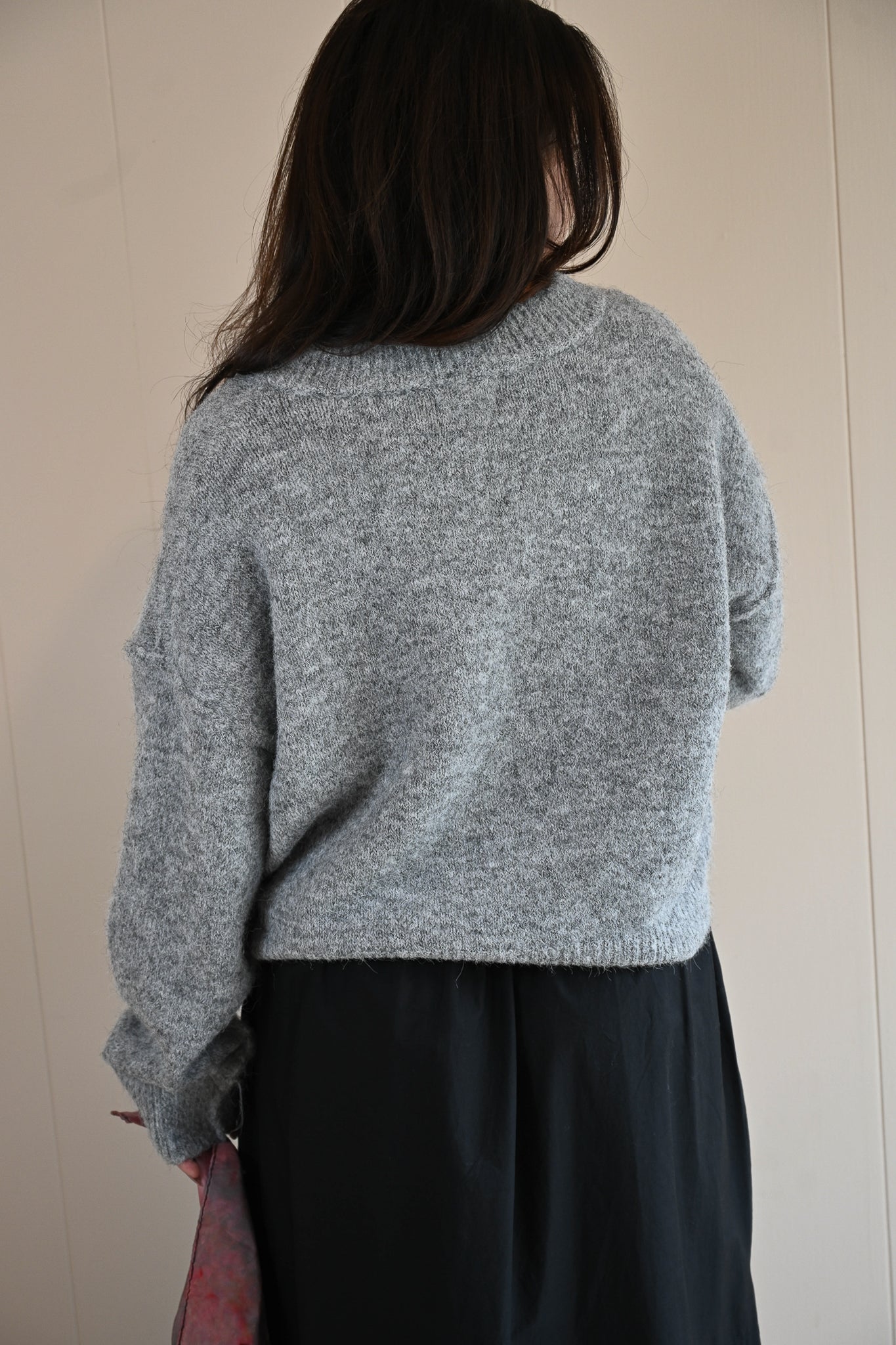Shell Avenue V Neck Sweater