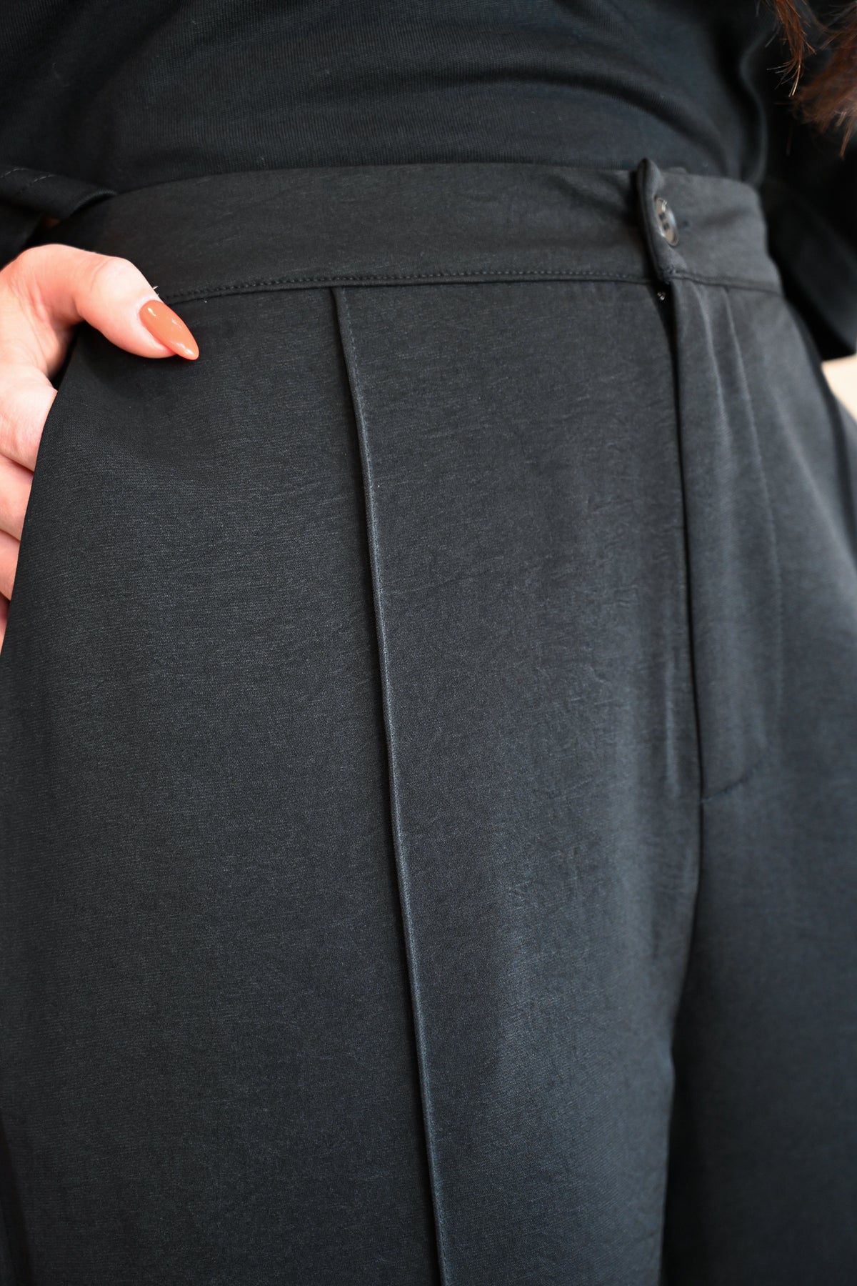 Dewey Avenue Satin Pant