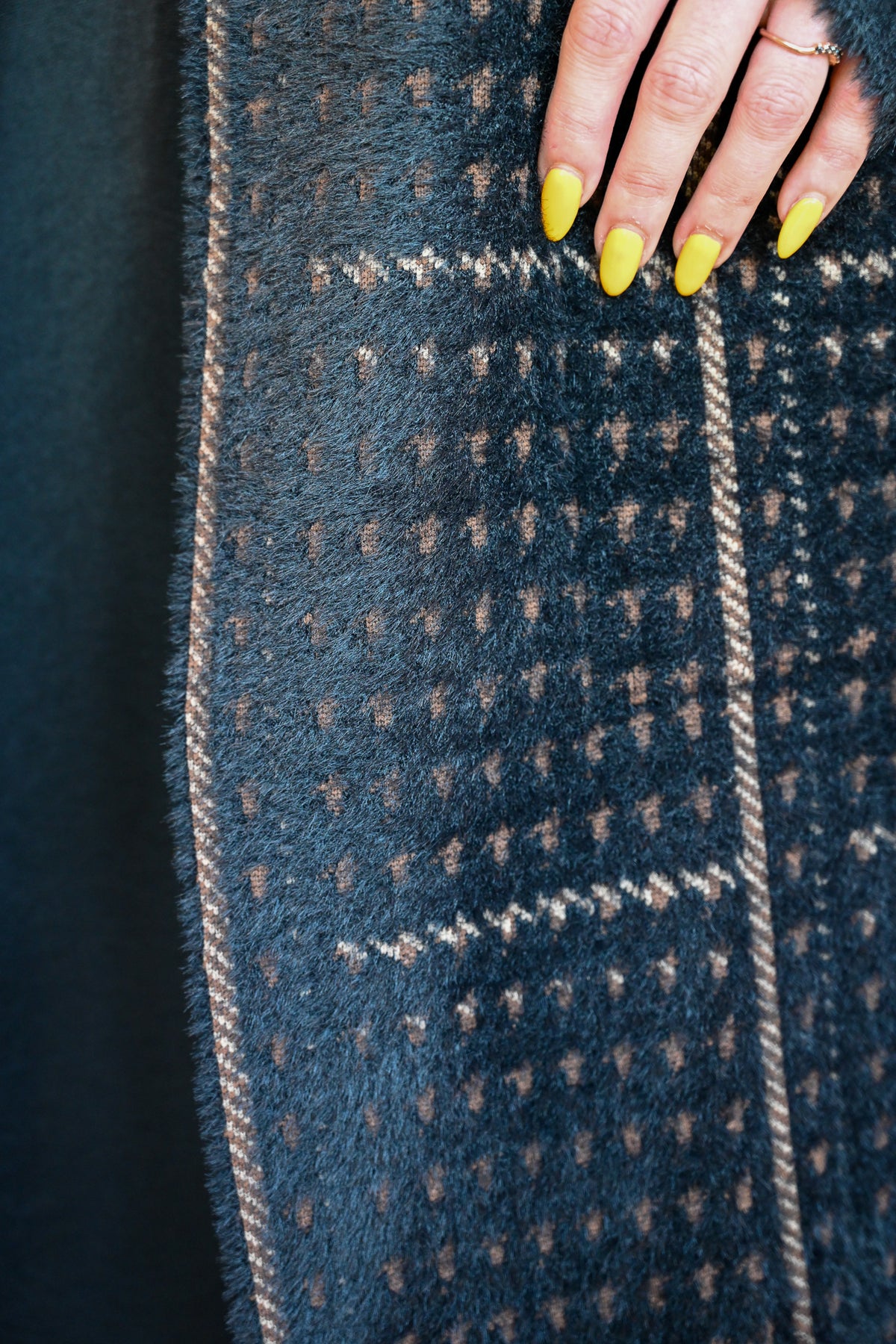 David Avenue Hounds Tooth Coat