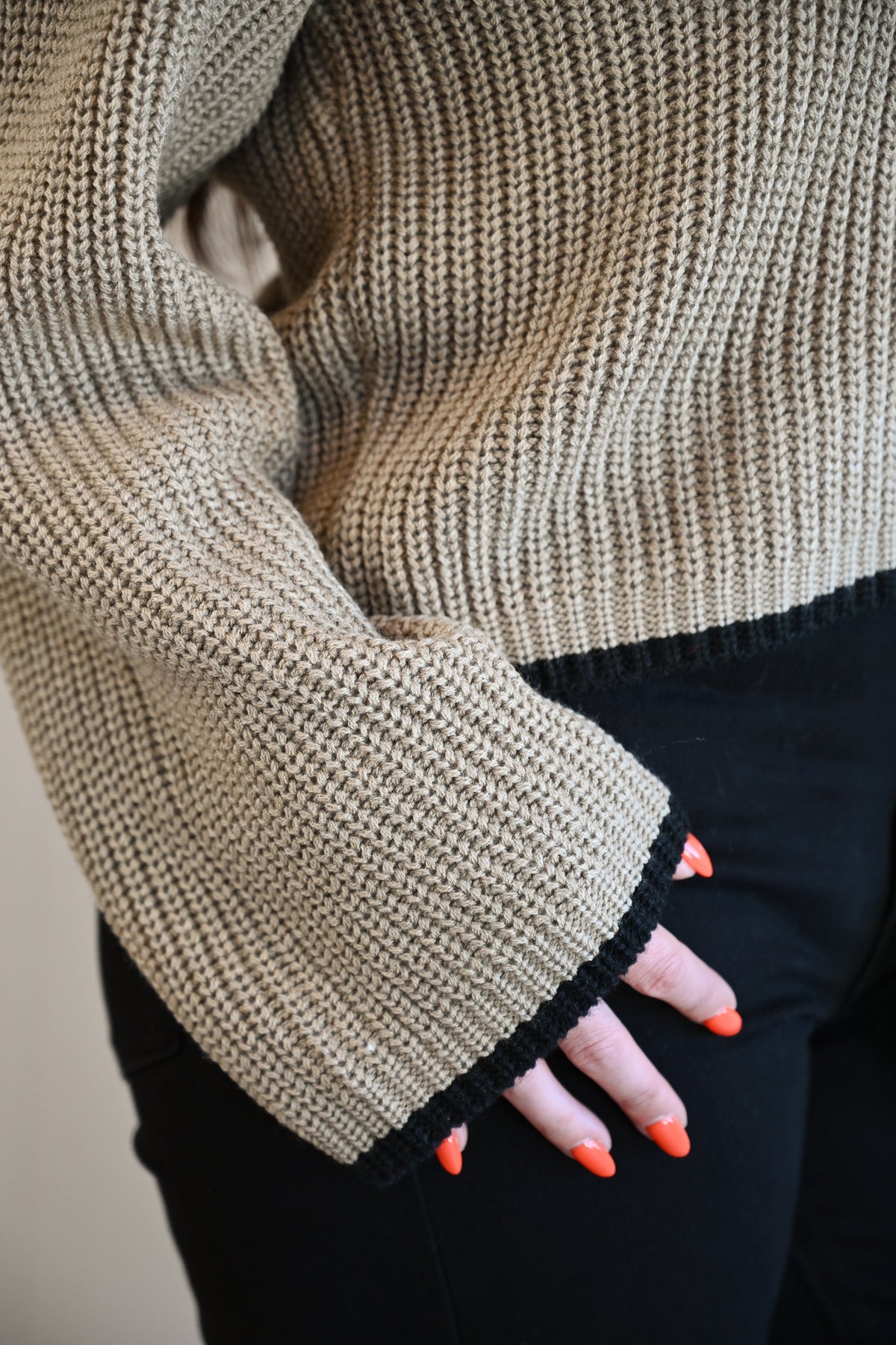 Hillside Avenue Contrast Trim Knit Sweater