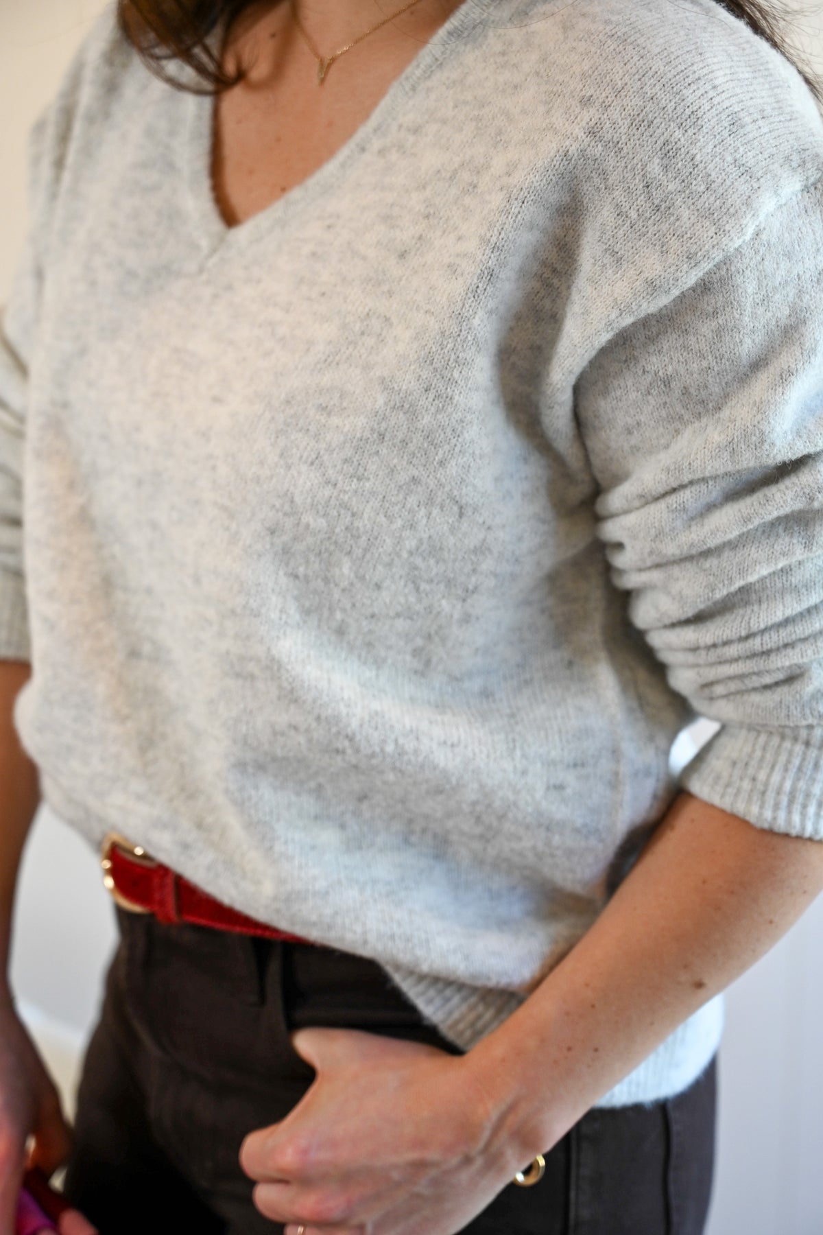 Naiad Street V Neck Sweater - Fog