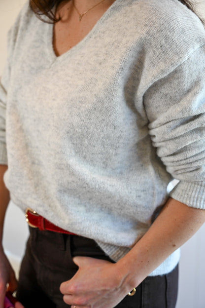 Naiad Street V Neck Sweater - Fog