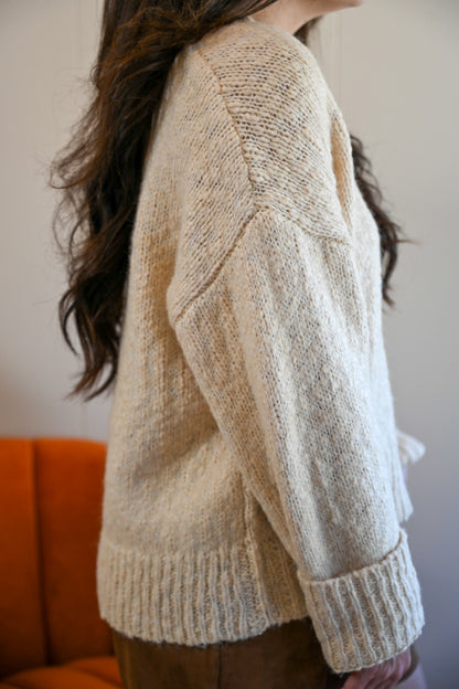 La Calle Corte V Neck Sweater