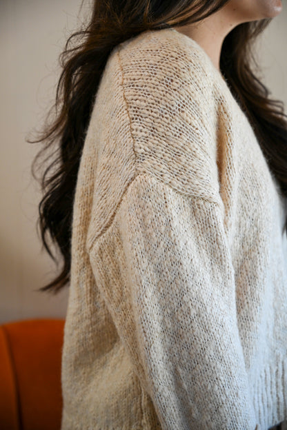 La Calle Corte V Neck Sweater