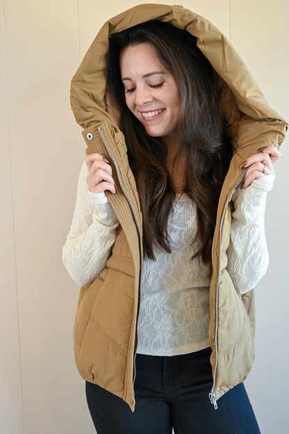 Moreland Avenue Puffer Vest