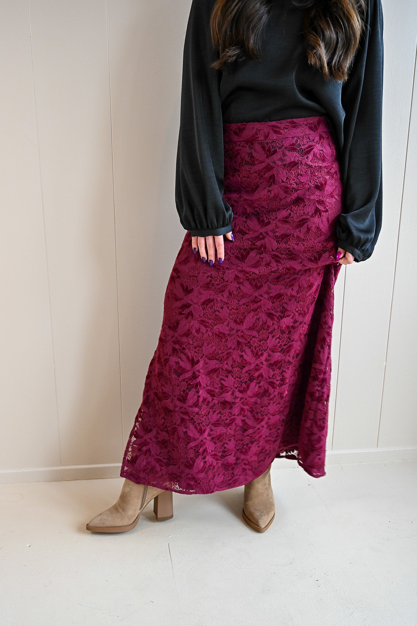 Mermaid Avenue Lace Maxi Skirt
